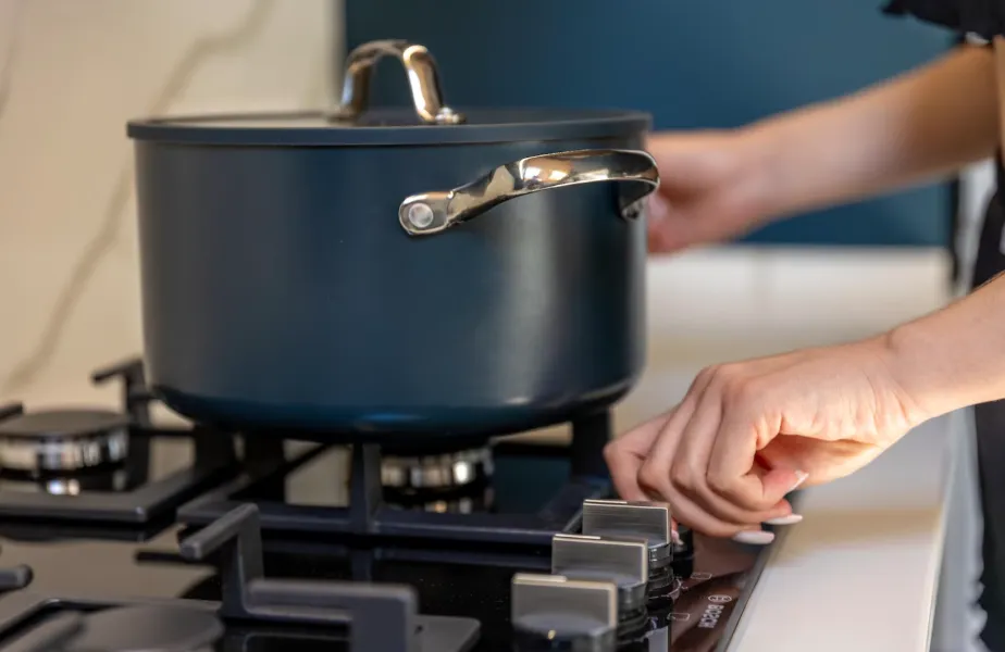 Another causes for the gas stove is not lighting is failed ignition components